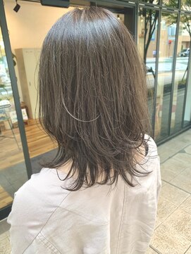ラグヘアーワークス(LAG HAIR WORKS) グレージュ・レイヤー