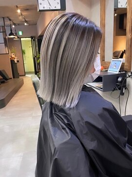 サニー 渋谷(SUNNY) バレイヤージュショコラアッシュハイライトグレージュカラー