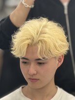 バース 梅田中崎町店(BIRTH)&nbsp;シャドーパーマフェザーパーマフェザーショートセンターパート