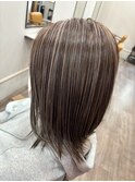 小顔レイヤーウルフナチュラルハイライトグレージュ大人かわいい