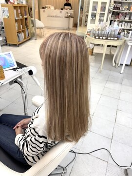 キャパ(CAPA) ハイライトボブ脱白髪染めくびれハンサムショートレイヤー29