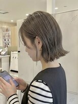 シュガー 仙台宮城野区(&Sugar)&nbsp;外ハネボブ/オリーブグレージュ/切りっぱなし/前髪カット