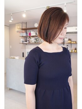 イロ(iro.)の写真/【美髪改善ストレート】うねり広がりを改善するエニング美髪ストレート(1ヶ月半のホームケア付き)