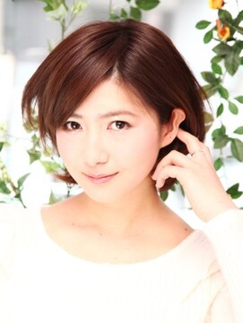 ヘアーワークスクリエイション ゆるカールのふんわり感で王道リラックスへア