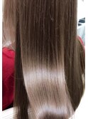 《Leverage》ノーブルカラークラシカルヘアー
