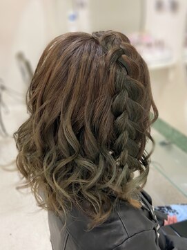 ブリエ(briller) ERIstyle☆編み込みダウンスタイル