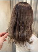 小顔セミウェットウェーブピンクベージュハイライトカラー