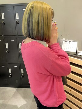 アイリー 名古屋(A/LEE) yellow × purple