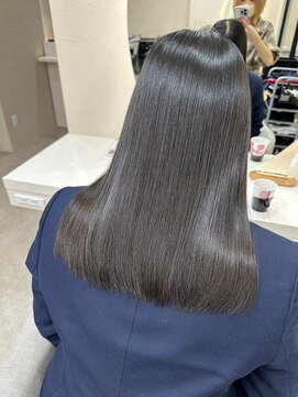 オズ 郡山桑野店(OZ) イメチェンハッシュカットフルバング似合わせレッドブラウン