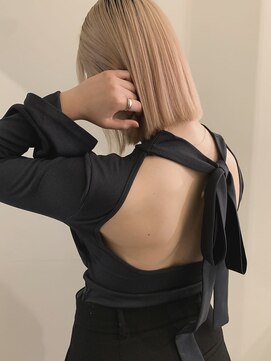 ユニコ(unico) ホワイトベージュ/ボブ