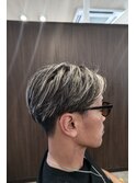 大人のオトコの白髪ぼかしハイライト◎センターパートメッシュ