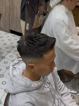 グルーマーズトウキョウ(GROOMER/S TOKYO) フェザーアップ+アイロンパーマ【外国人風パーマ】