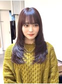ザクザクレイヤーカット ボルドー おくれ毛 パッツン前髪