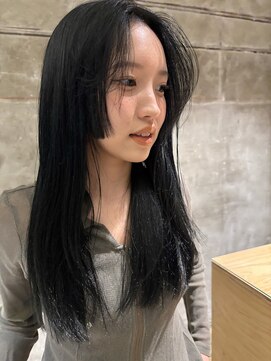 ハマモト ダークトーン　顔まわりカット