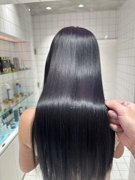 ロンドルーチェ 心斎橋(Lond luce) ダークアッシュ/ミディアムレイヤーカット［髪質改善/縮毛矯正］