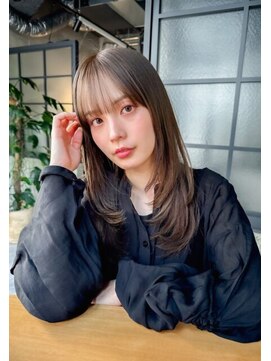 シェーン 仙台駅広瀬通店(schon) ロングヘアにレイヤーカットスタイル