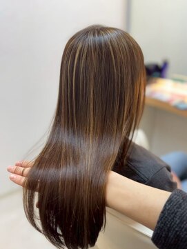 アリアツイン バイ エクラート 池袋西口店(ARiA TWiN by ECLART) 髪質改善メテオトリートメント[縮毛矯正][髪質改善]