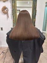 ルネラトーキョー(RUNERA TOKYO)&nbsp;ラインのズレないロングスタイル