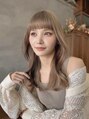 サウ(sau.)&nbsp;圧倒的人気◎ゆる巻きレイヤーと柔らかミルクティーベージュ