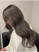 17015黒髪チャコールグレーミディアムレイヤーハッシュカット