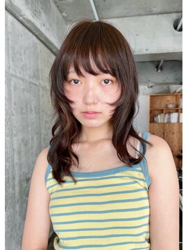 ナヌーク ダイカンヤマ(nanuk daikanyama) 軽さのある顔まわりのレイヤーセミロング