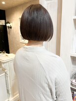 キャアリー(Caary)&nbsp;福山美容室Caary髪質改善くすみブラウン前下がりボブ艶髪美髪