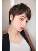 スッキリ前下がりベリーショート☆