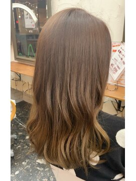 ビーカット(Be cut) ベージュグラデーション