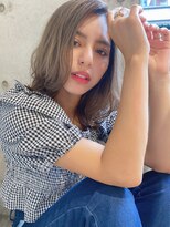 ルービック 難波(Rubik's)&nbsp;大人可愛いくびれミディ（かきあげグレージュカラー）