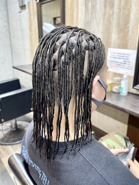 ガナンシア 横浜本店(ganancia) 束感しっかり ツイストパーマ