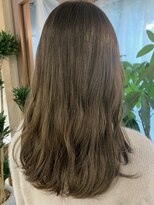 インビテーション(invitation)&nbsp;柔らかオリーブベージュ