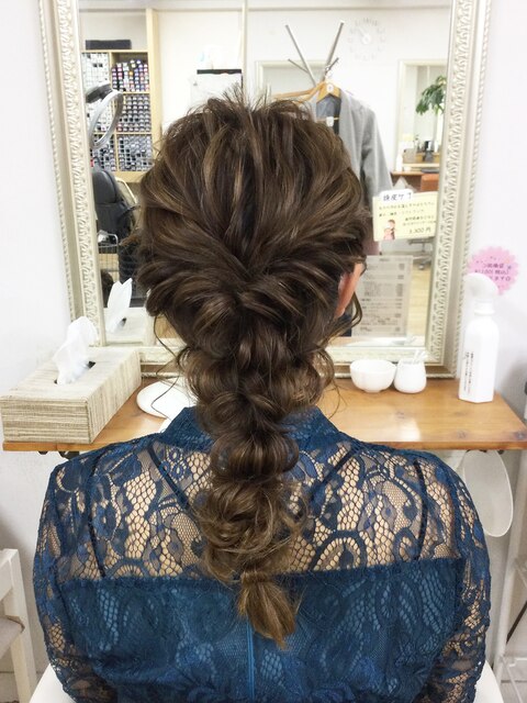 ロングヘアの方にオススメ☆ガーリー編みおろし☆