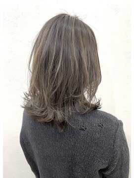 ベルム(Belme) 3Dハイライト×パールグレージュ