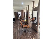 ラッキーヘアー箕面店(Lucky Hair)