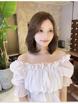 フラヴ(FLEVE) __ハニーベージュ×ミディボブ