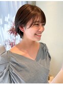 ダークアッシュ小顔くびれショート サイドバング【20代/30代】