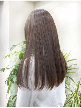 アンフィニー 銀座(ANFINI) 東京 銀座 オリーブベージュ グレージュ カーキベージュ