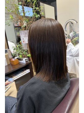 シルバ(SILVA) 切りっぱなしボブ