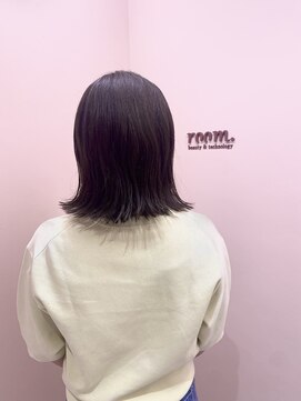 ルーム シンサイバシ(room shinsaibashi) 【KANAKO】ばっさりパッツンボブでイメチェン★