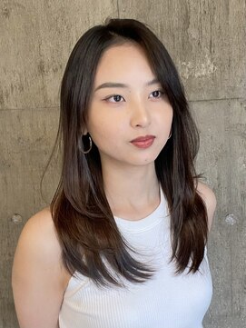 ハーフアンドハーフ(HALF and HALF) 大人かわいいレイヤーカット+オリーブベージュ