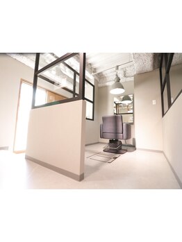 【HPB AWARD 2025 BEST SALON 注目サロン選出】完全個室サロン★プライベート空間で快適な時間を