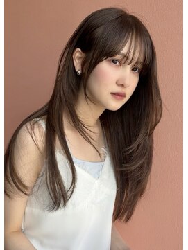 コート 青山(Cote) ロングレイヤー ストレートヘア 顔周りレイヤー グレージュ