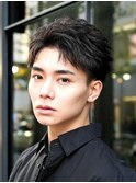 始めたの短髪でも挑戦しやすい〇フェザーショート