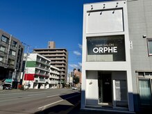 オルフェ(ORPHE)の雰囲気（［円山公園駅徒歩5分］真っ白な外観が特徴です♪）