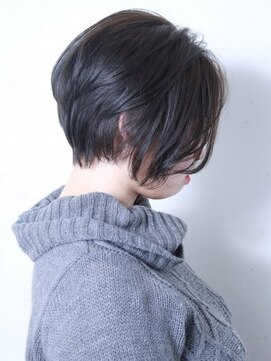 ヴィスト バイ レボ(VIST by REVO) 骨格補正小顔カット【VIST ホシノショウタ】