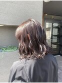 ベージュ系カラー