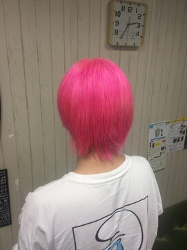 ヘアースペース 練馬店(hair space COCO) 芸人エグジット風、ピンクヘアー