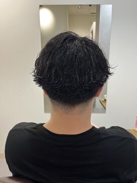 ハチマルハチ ナル 登戸店(808 nalu) 波巻パーマ/波打ちパーマ/刈り上げショート