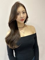 ボタン シブヤ(VOTAN SHIBUYA)&nbsp;韓国ヘア/くびれヘア/顔まわりカット/前髪なし