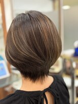 リベーヌプラス 絶壁解消/ひし形/くびれ/斜めバング/60代50代40代/ミセスヘア9C